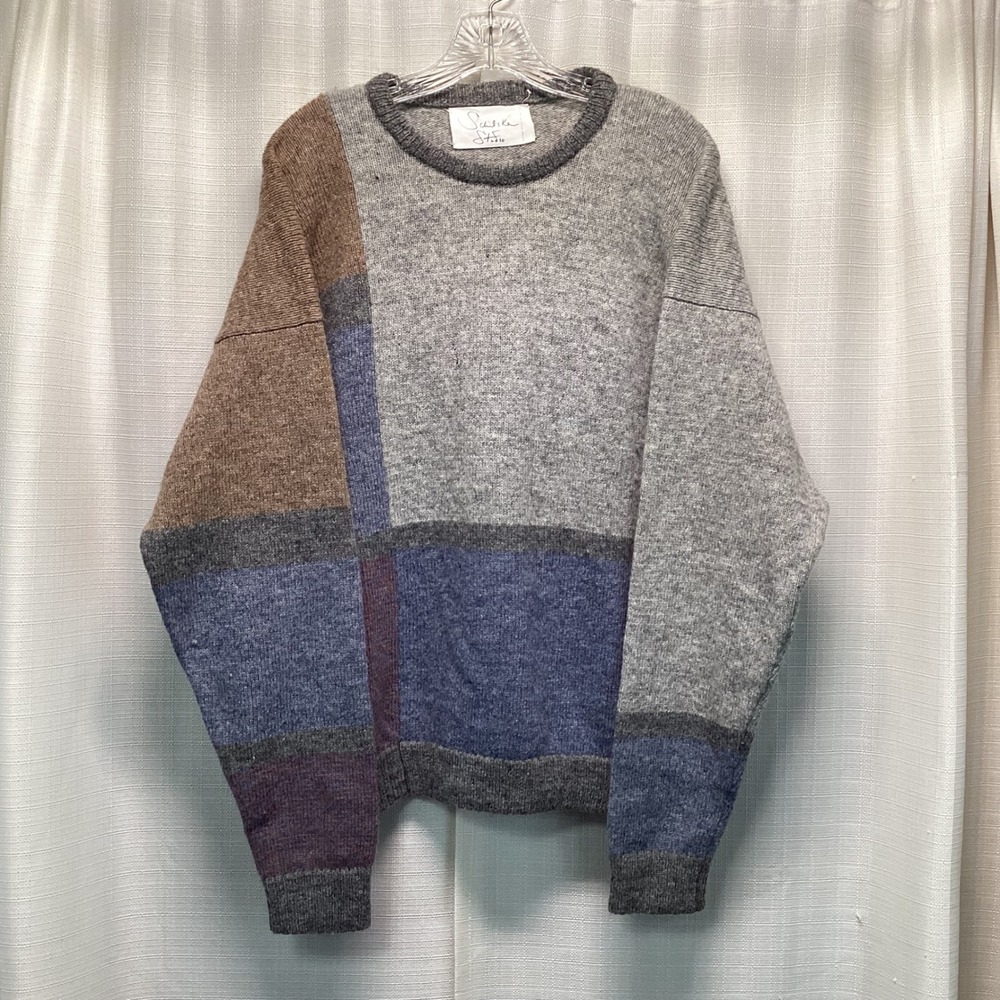 Schilska Studio Mens Pure New Wool Colorblock Sweater Made in Scotland Grey Blue
